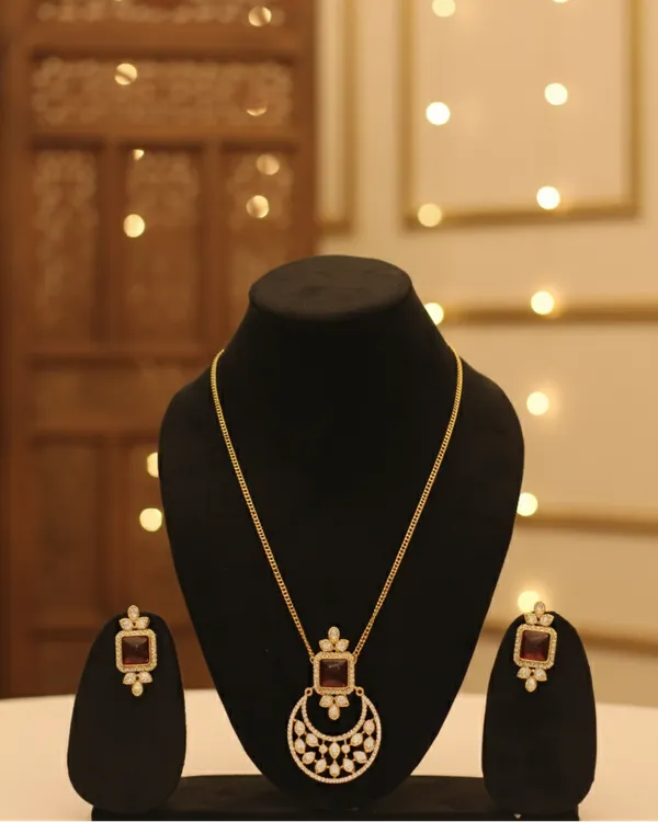 Pink_Brass_Necklace_Set_For_Women
